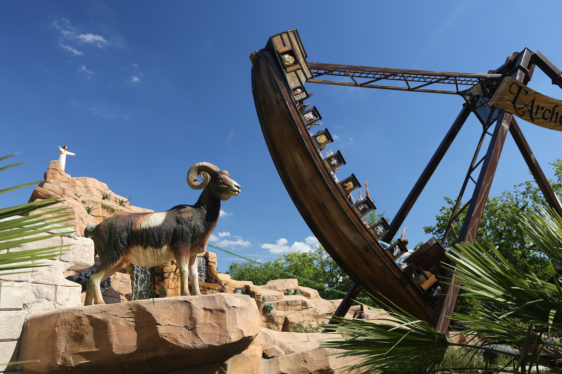 L'Arche De Noé : En Maintenance