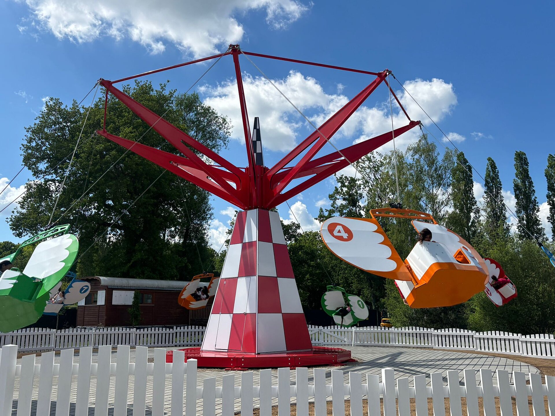 Les Fous Volants